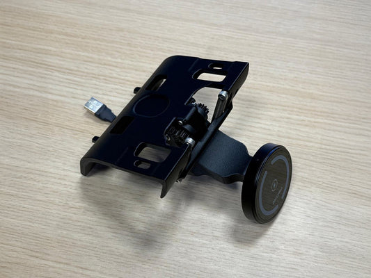 Triebwerk USA wireless Fold-out phone charger for Porsche 964 without Airbag